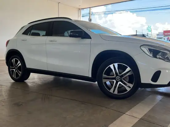 MERCEDES-BENZ-GLA 200-1.6 CGI FLEX STYLE 7G-DCT MERCEDES-BENZ-GLA 200-2018