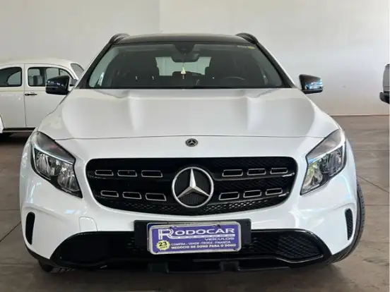 MERCEDES-BENZ-GLA 200-1.6 CGI FLEX STYLE 7G-DCT MERCEDES-BENZ-GLA 200-2018