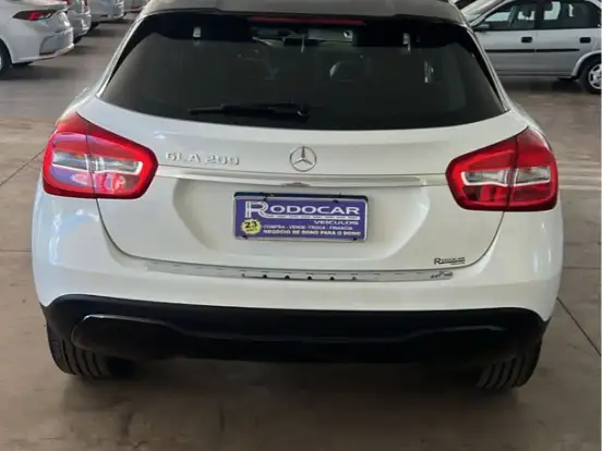 MERCEDES-BENZ-GLA 200-1.6 CGI FLEX STYLE 7G-DCT MERCEDES-BENZ-GLA 200-2018