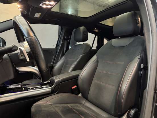 MERCEDES-BENZ-GLA 200-2022