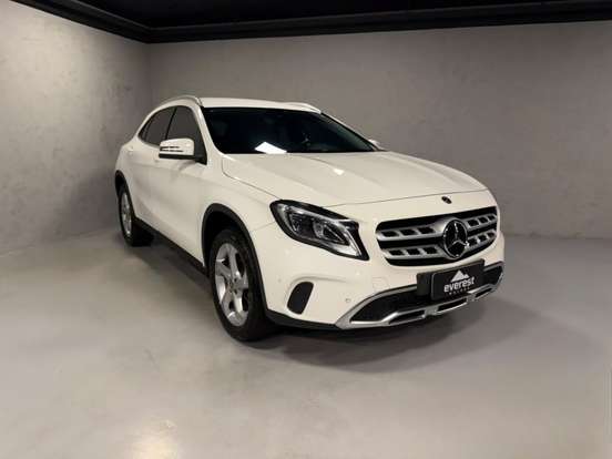 MERCEDES-BENZ-GLA 200-1.6 CGI FLEX ADVANCE 7G-DCT MERCEDES-BENZ-GLA 200-2019