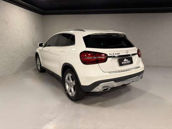 MERCEDES-BENZ-GLA 200-1.6 CGI FLEX ADVANCE 7G-DCT MERCEDES-BENZ-GLA 200-2019