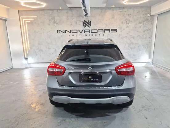 MERCEDES-BENZ-GLA 200-2018