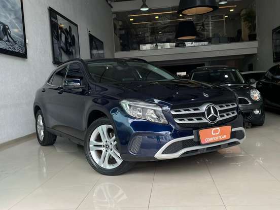 MERCEDES-BENZ-GLA 200-2018
