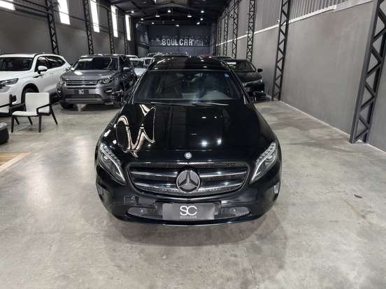 MERCEDES-BENZ-GLA 250-2017