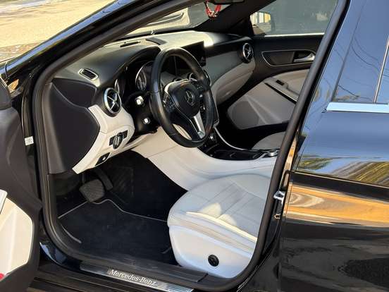 MERCEDES-BENZ-GLA 250-2.0 16V TURBO GASOLINA VISION 4P AUTOMÁTICO MERCEDES-BENZ-GLA 250-2015