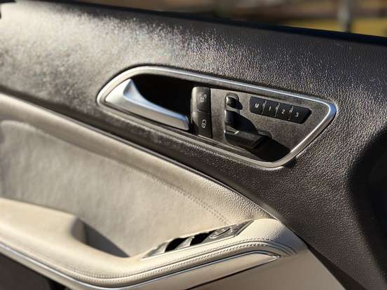 MERCEDES-BENZ-GLA 250-2015