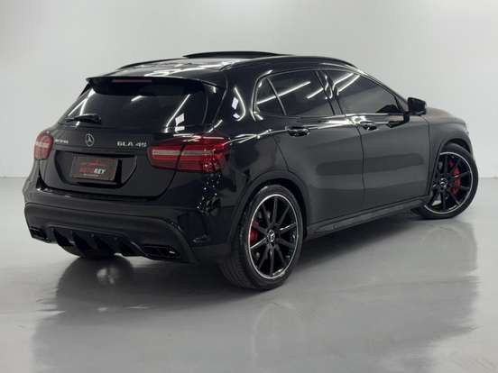 MERCEDES-BENZ-GLA 45 AMG-2017