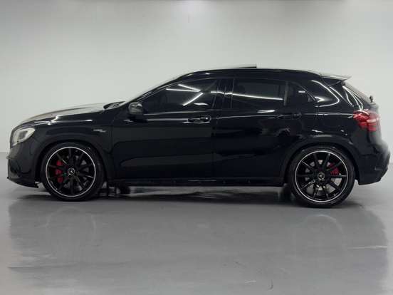 MERCEDES-BENZ-GLA 45 AMG-2.0 CGI GASOLINA 4MATIC SPEEDSHIFT MERCEDES-BENZ-GLA 45 AMG-2017