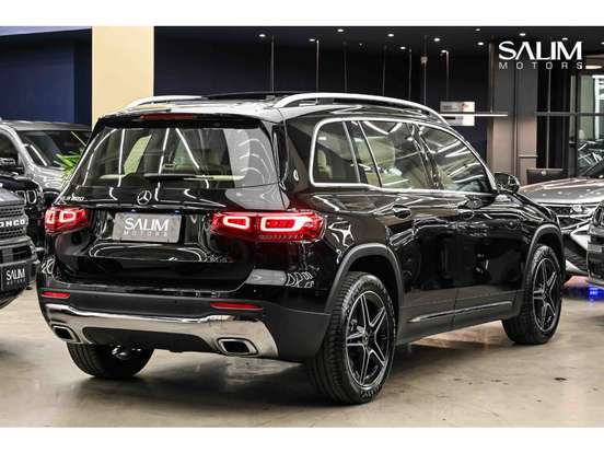 MERCEDES-BENZ-GLB 200-2022