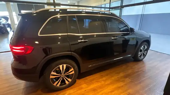 MERCEDES-BENZ-GLB 220-2.0 MHEV PROGRESSIVE 4MATIC 8G-DCT MERCEDES-BENZ-GLB 220-2024