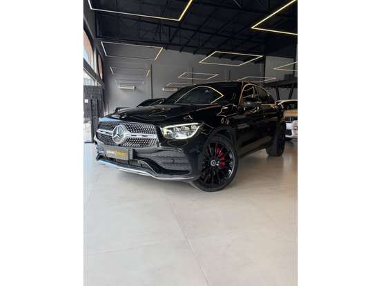 MERCEDES-BENZ-GLC 300-2020