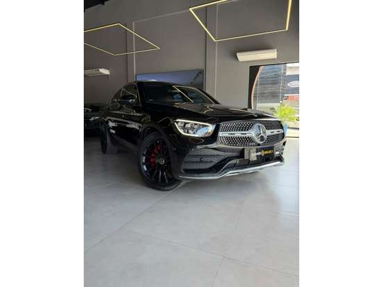 MERCEDES-BENZ-GLC 300-2020