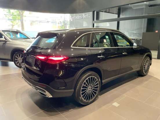 MERCEDES-BENZ-GLC 300-2026