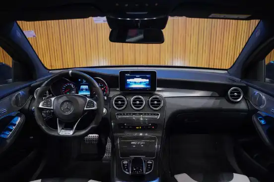 MERCEDES-BENZ-GLC 63 AMG-2018