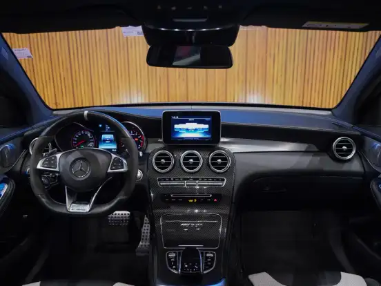 MERCEDES-BENZ-GLC 63 AMG-4.0 V8 TURBO GASOLINA COUPÉ S 4MATIC+ SPEEDSHIFT MERCEDES-BENZ-GLC 63 AMG-2018