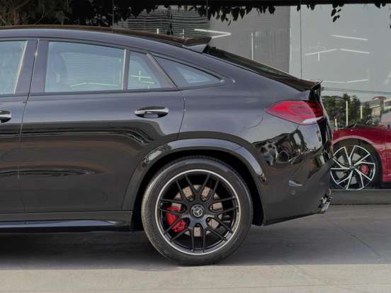 MERCEDES-BENZ-GLE 63 AMG-4.0 V8 BITURBO GASOLINA COUPÉ S 4MATIC 9G-TRONIC MERCEDES-BENZ-GLE 63 AMG-2022