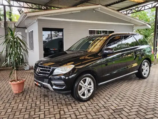 MERCEDES-BENZ-ML 350-3.0 BLUETEC V6 DIESEL 4P AUTOMÁTICO MERCEDES-BENZ-ML 350-2015