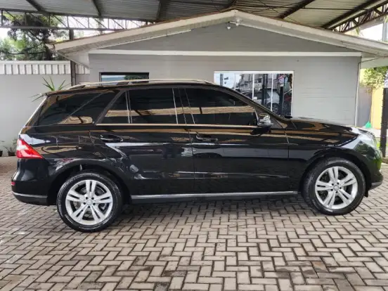MERCEDES-BENZ-ML 350-3.0 BLUETEC V6 DIESEL 4P AUTOMÁTICO MERCEDES-BENZ-ML 350-2015