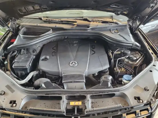 MERCEDES-BENZ-ML 350-3.0 BLUETEC V6 DIESEL 4P AUTOMÁTICO MERCEDES-BENZ-ML 350-2015