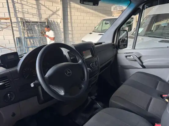 MERCEDES-BENZ-SPRINTER-2.2 515 CDI VAN 21 LUGARES TETO ALTO 16V BI-TURBO DIESEL MANUAL MERCEDES-BENZ-SPRINTER-2016