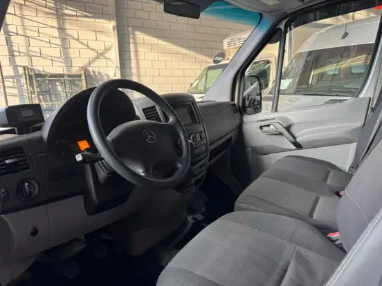 MERCEDES-BENZ-SPRINTER-2.2 515 CDI VAN 21 LUGARES TETO ALTO 16V BI-TURBO DIESEL MANUAL MERCEDES-BENZ-SPRINTER-2016