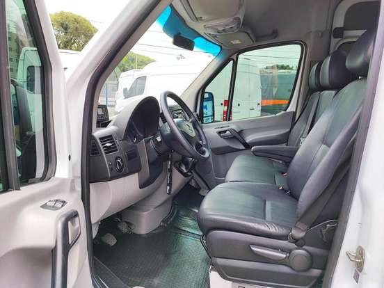 MERCEDES-BENZ-SPRINTER-2.2 CDI DIESEL VAN 415 TA LONGO 16L MANUAL MERCEDES-BENZ-SPRINTER-2017