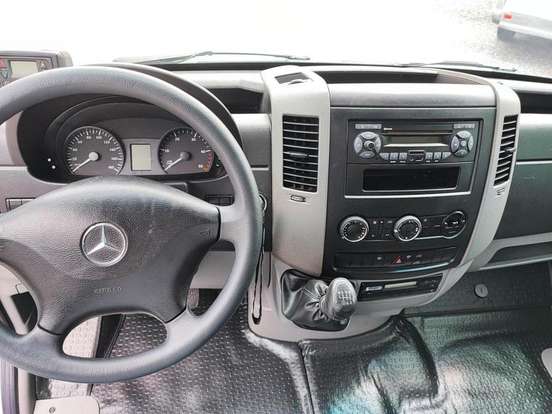 MERCEDES-BENZ-SPRINTER-2.2 CDI DIESEL VAN 415 TA LONGO 16L MANUAL MERCEDES-BENZ-SPRINTER-2017