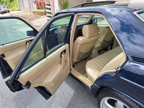MERCEDES-BENZ-190 E-2.6 SEDAN 16V GASOLINA 4P AUTOMÁTICO MERCEDES-BENZ-190 E-1992