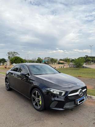 MERCEDES-BENZ-A 200-2020