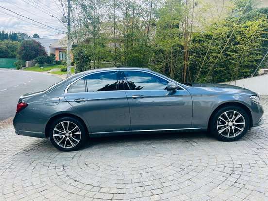 MERCEDES-BENZ-E 250-2.0 CGI GASOLINA EXCLUSIVE 9G-TRONIC MERCEDES-BENZ-E 250-2016