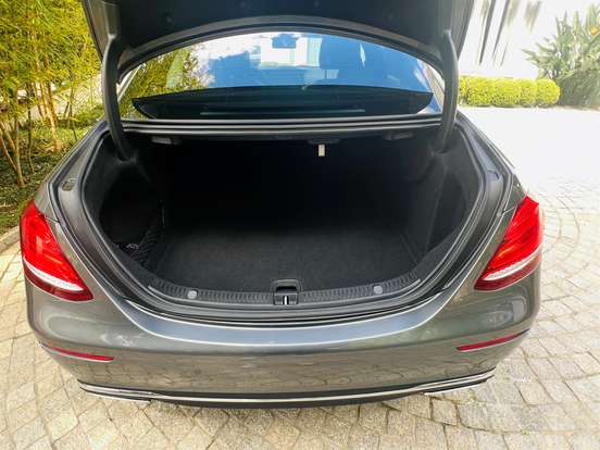 MERCEDES-BENZ-E 250-2016