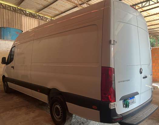 MERCEDES-BENZ-SPRINTER-2.0 CDI DIESEL FURGÃO 315 STREET TA EXTRA LONGO MANUAL MERCEDES-BENZ-SPRINTER-2024