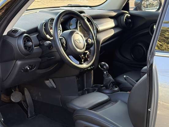 MINI-COOPER-2017