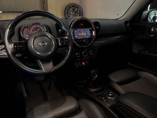 MINI-COUNTRYMAN-2021