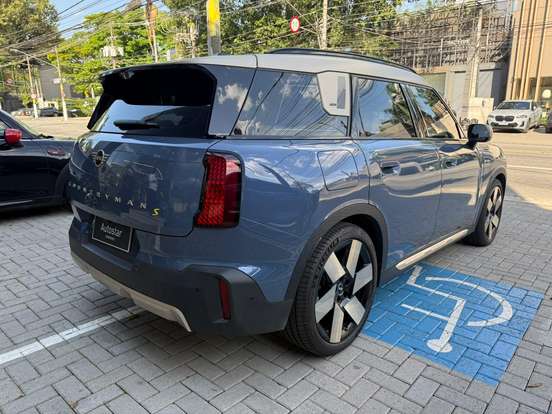MINI-COUNTRYMAN-2024