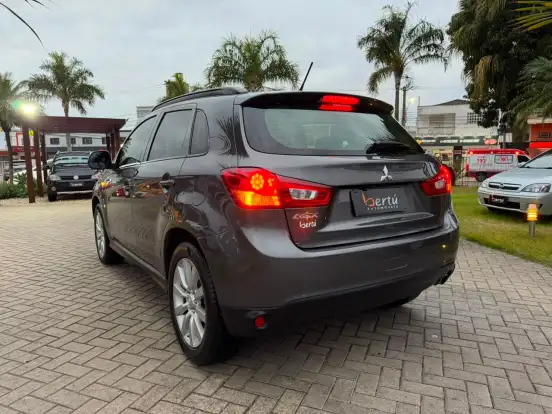 MITSUBISHI-ASX-2016