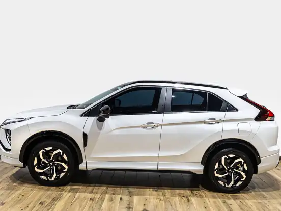 MITSUBISHI-ECLIPSE CROSS-1.5 MIVEC TURBO GASOLINA HPE-S CVT MITSUBISHI-ECLIPSE CROSS-2025