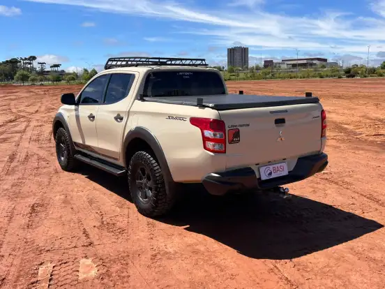 MITSUBISHI-L200 TRITON-2022