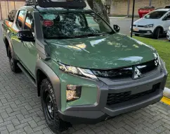 MITSUBISHI L200 TRITON 2.4 16V TURBO DIESEL SPORT SAVANA CD 4P 4X4 AUTOMÁTICO MITSUBISHI L200 TRITON 2.4 16V TURBO DIESEL SPORT SAVANA CD 4P 4X4 AUTOMÁTICO