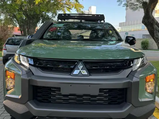 MITSUBISHI-L200 TRITON-2.4 16V TURBO DIESEL SPORT SAVANA CD 4P 4X4 AUTOMÁTICO MITSUBISHI-L200 TRITON-2024