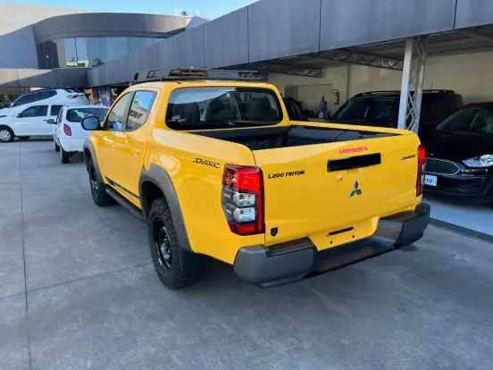 MITSUBISHI-L200 TRITON-2.4 16V TURBO DIESEL SPORT SAVANA CD 4P 4X4 AUTOMÁTICO MITSUBISHI-L200 TRITON-2024