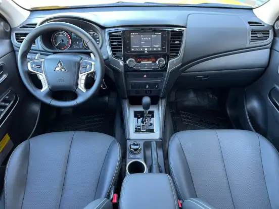 MITSUBISHI-L200 TRITON-2024
