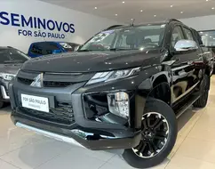 MITSUBISHI L200 TRITON 2.4 16V TURBO DIESEL SPORT HPE CD 4P 4X4 AUTOMÁTICO MITSUBISHI L200 TRITON 2.4 16V TURBO DIESEL SPORT HPE CD 4P 4X4 AUTOMÁTICO