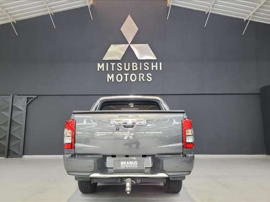 MITSUBISHI-L200 TRITON-2.4 16V TURBO DIESEL SPORT HPE CD 4P 4X4 AUTOMÁTICO MITSUBISHI-L200 TRITON-2022