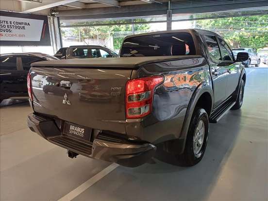 MITSUBISHI-L200 TRITON-2.4 16V TURBO DIESEL SPORT HPE TOP CD 4P 4X4 AUTOMÁTICO MITSUBISHI-L200 TRITON-2017