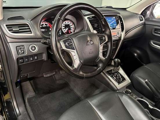 MITSUBISHI-L200 TRITON-2021