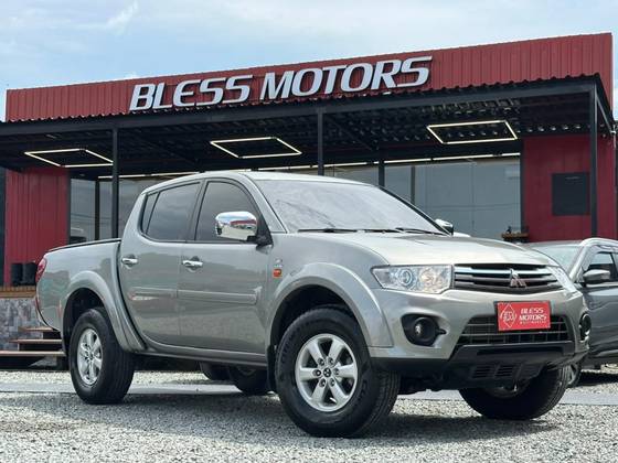 MITSUBISHI L200 TRITON 3.2 HPE 4X4 CD 16V TURBO INTERCOOLER DIESEL 4P AUTOMÁTICO