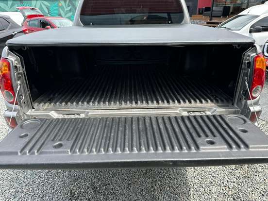 MITSUBISHI-L200 TRITON-3.2 HPE 4X4 CD 16V TURBO INTERCOOLER DIESEL 4P AUTOMÁTICO MITSUBISHI-L200 TRITON-2013