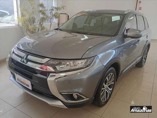 MITSUBISHI-OUTLANDER-2018